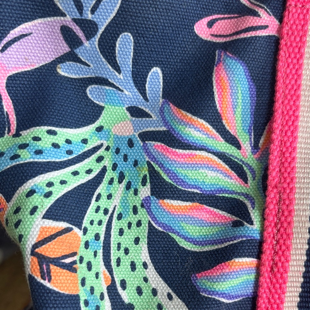 Lilly Pulitzer Mini Mercato Tote- Oyster Bay Navy You’ve Been Spotted - Picture 3 of 4